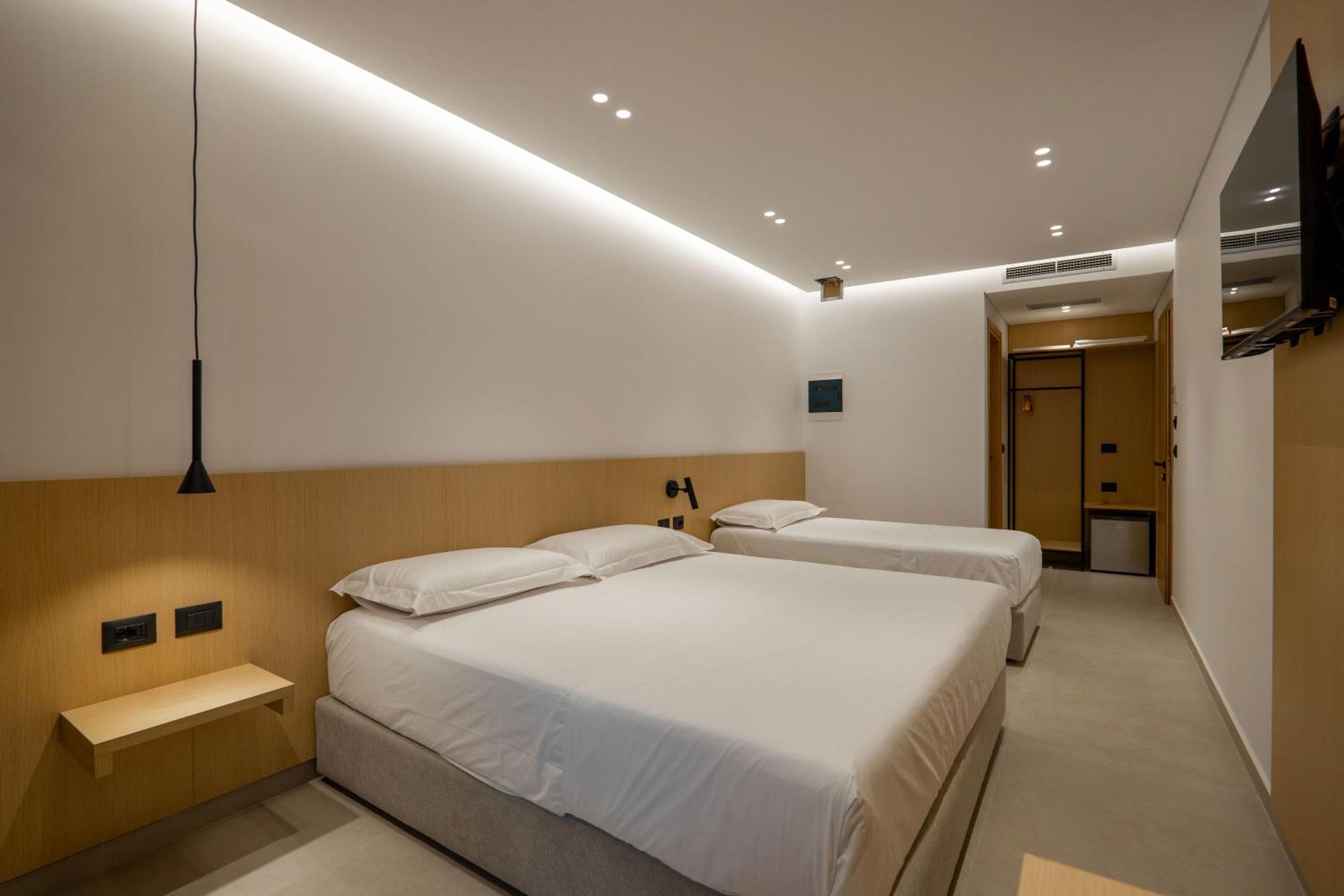 סרנדה Austin Boutique Hotel מראה חיצוני תמונה