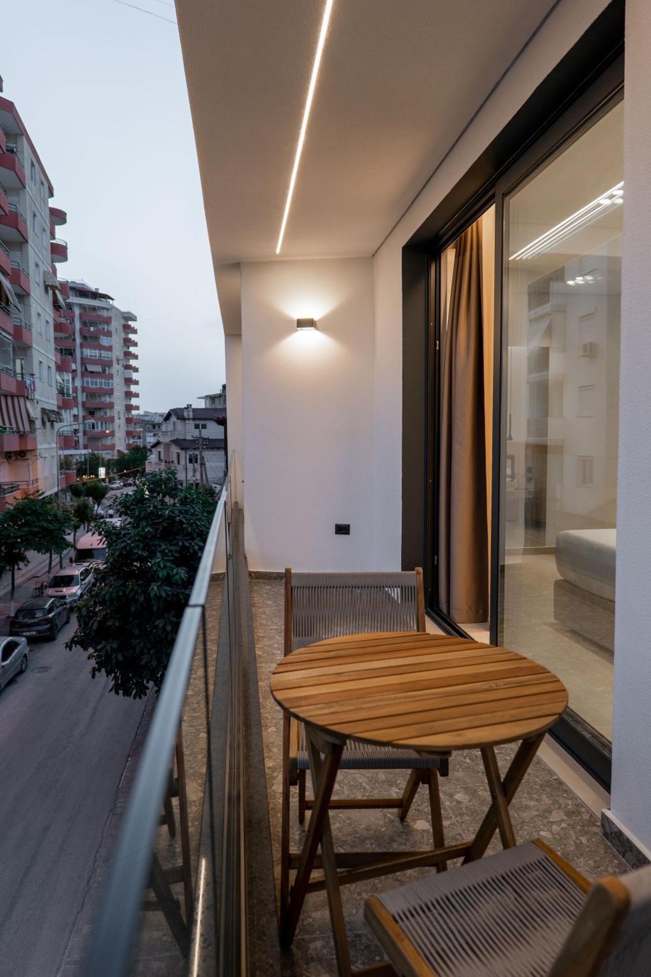 סרנדה Austin Boutique Hotel מראה חיצוני תמונה