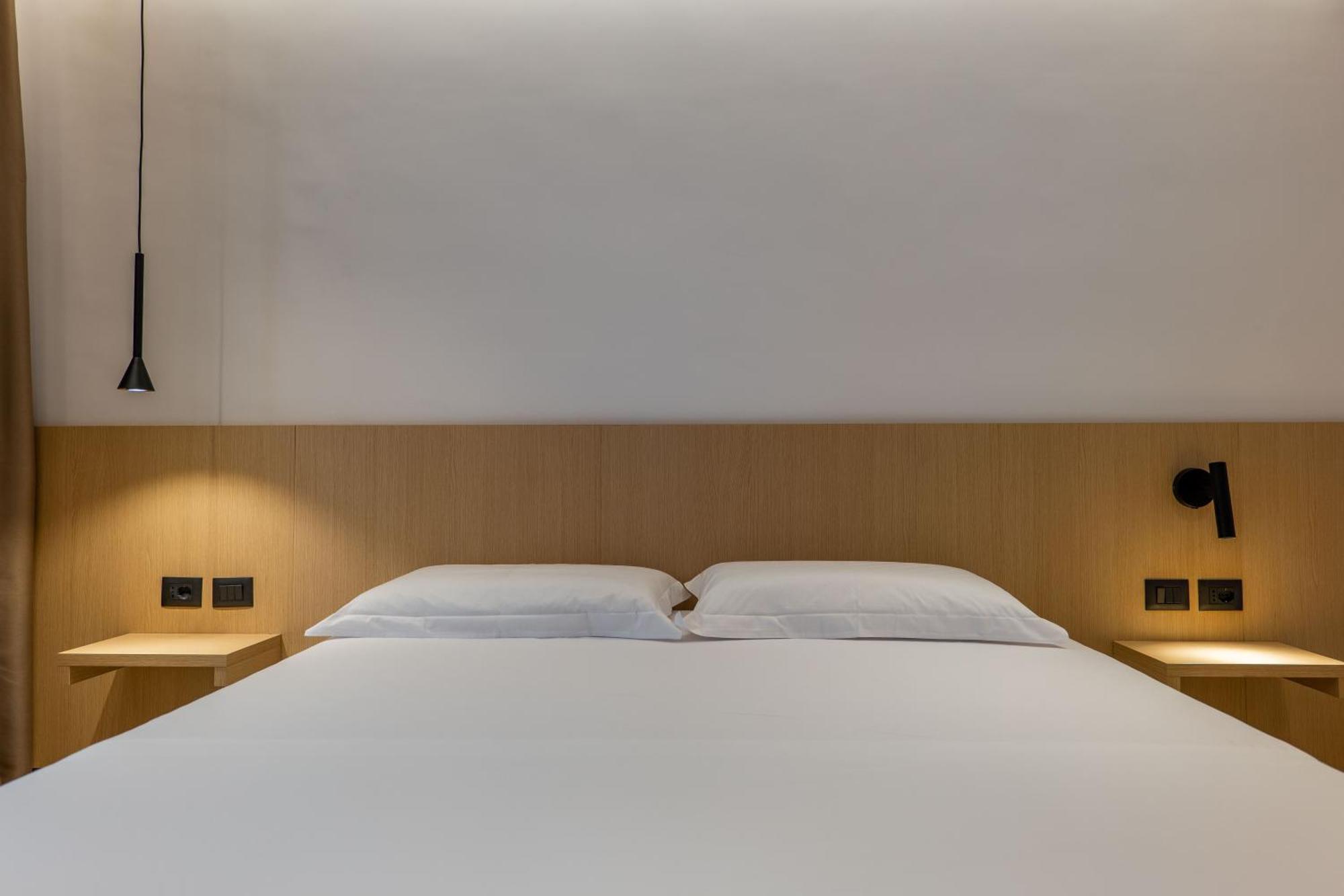 סרנדה Austin Boutique Hotel מראה חיצוני תמונה