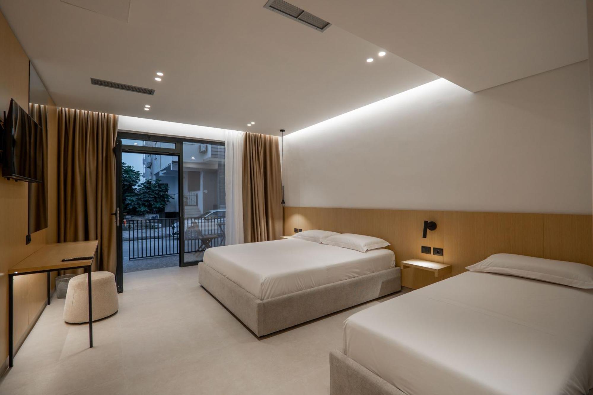 סרנדה Austin Boutique Hotel מראה חיצוני תמונה