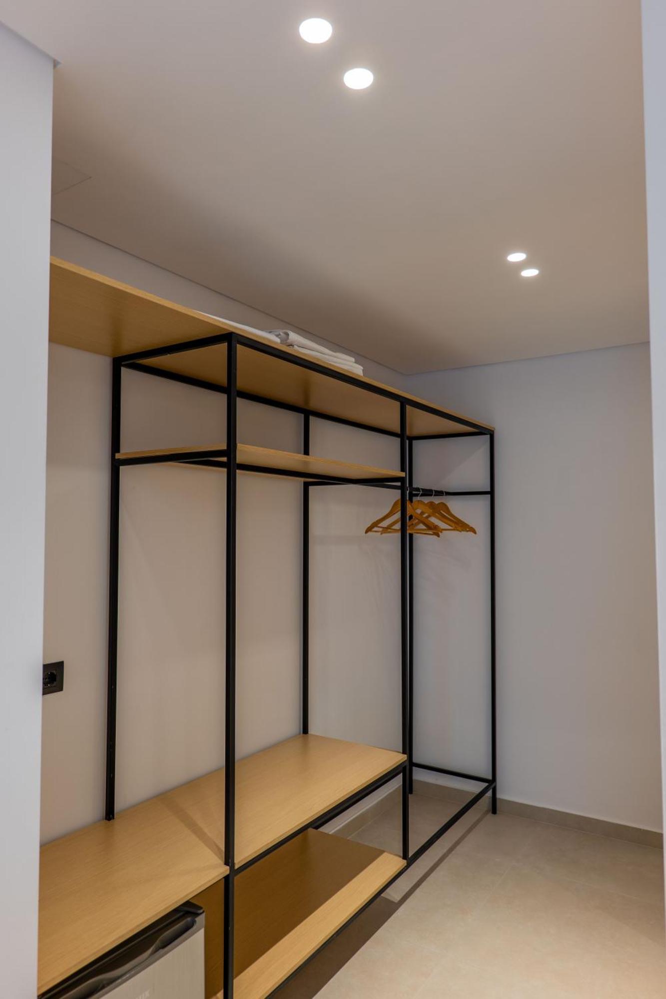 סרנדה Austin Boutique Hotel מראה חיצוני תמונה